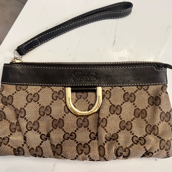 Gucci wristlet - Picture 1 of 3